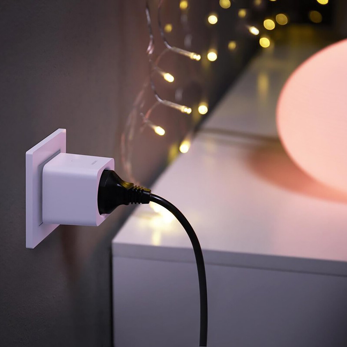 PHILIPS HUE - Smart Plug - Smart Stecker - Bluetooth - Quadrat - Weiß